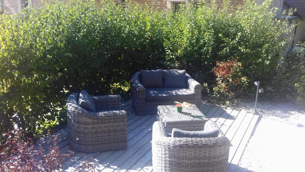 Le D'Tour Gourmand Bed & Breakfast Toulouse-le-Chateau ภายนอก รูปภาพ