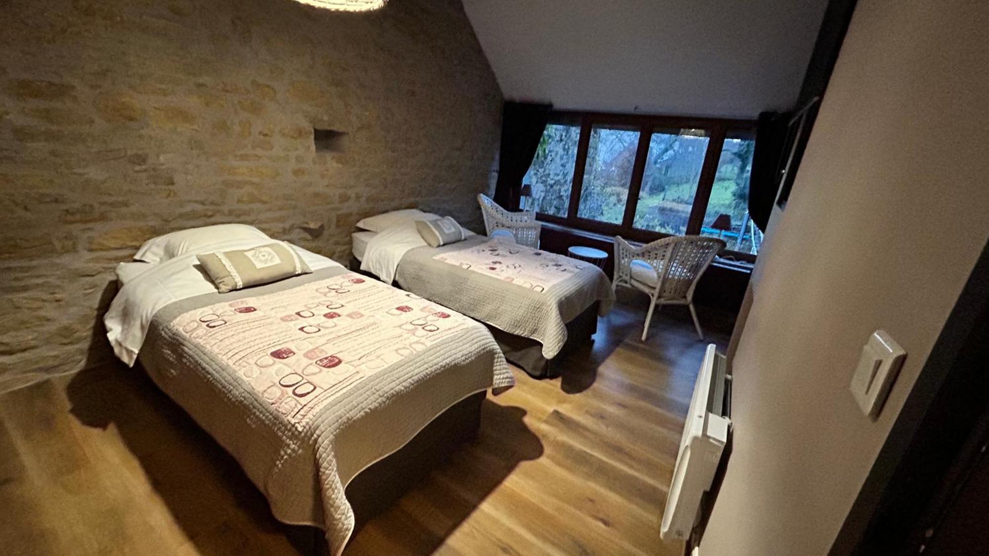 Le D'Tour Gourmand Bed & Breakfast Toulouse-le-Chateau ภายนอก รูปภาพ