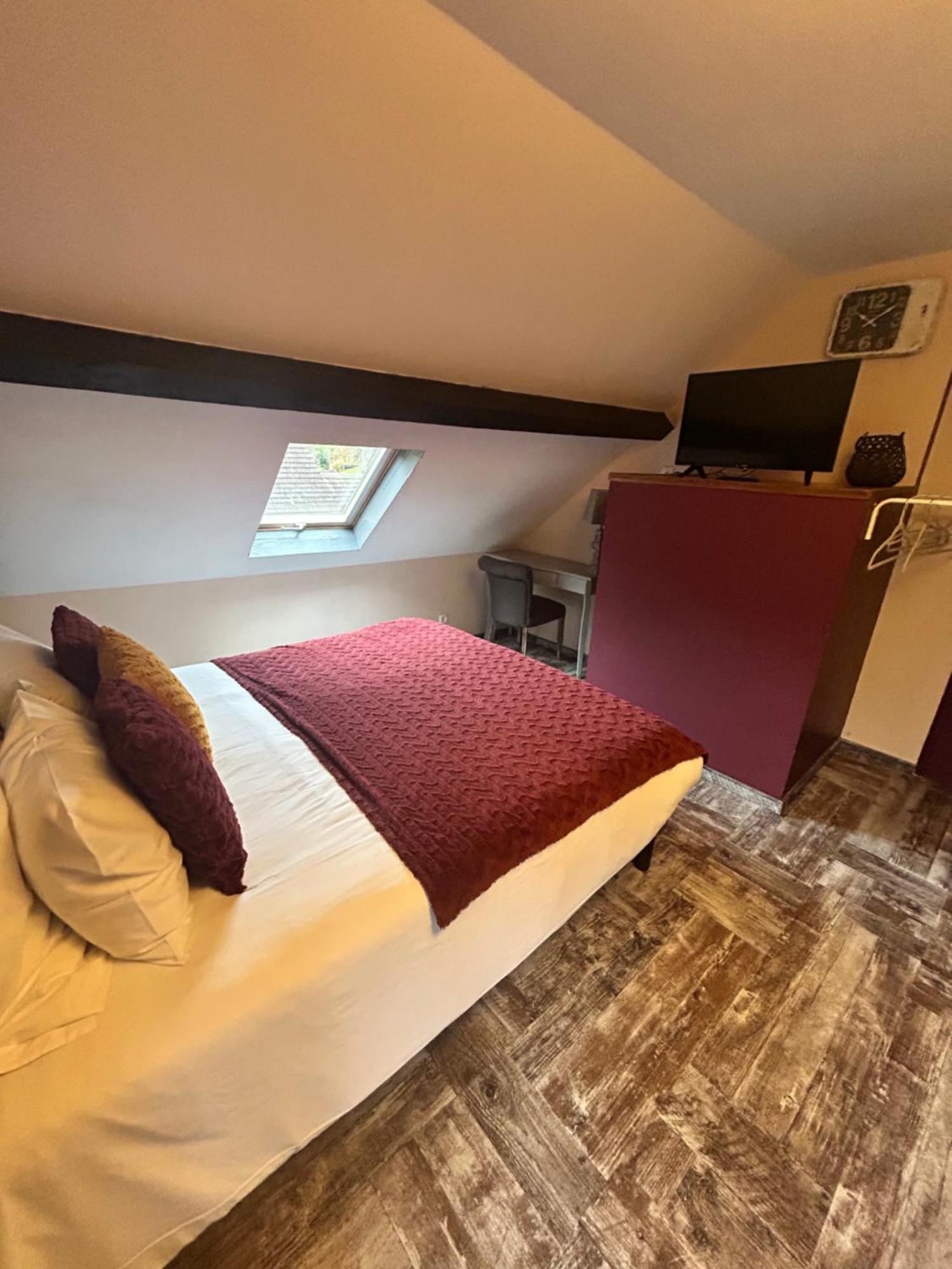 Le D'Tour Gourmand Bed & Breakfast Toulouse-le-Chateau ภายนอก รูปภาพ