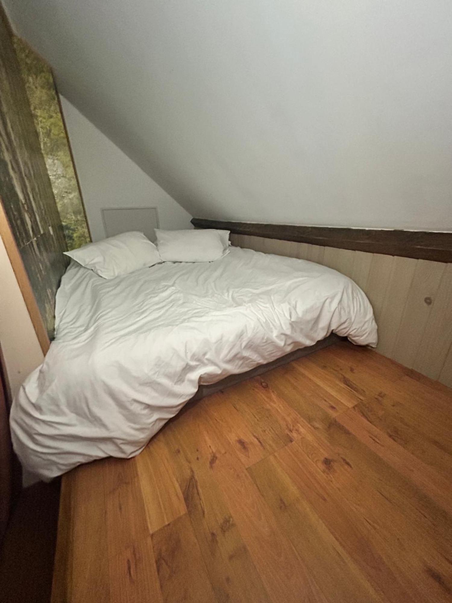 Le D'Tour Gourmand Bed & Breakfast Toulouse-le-Chateau ภายนอก รูปภาพ