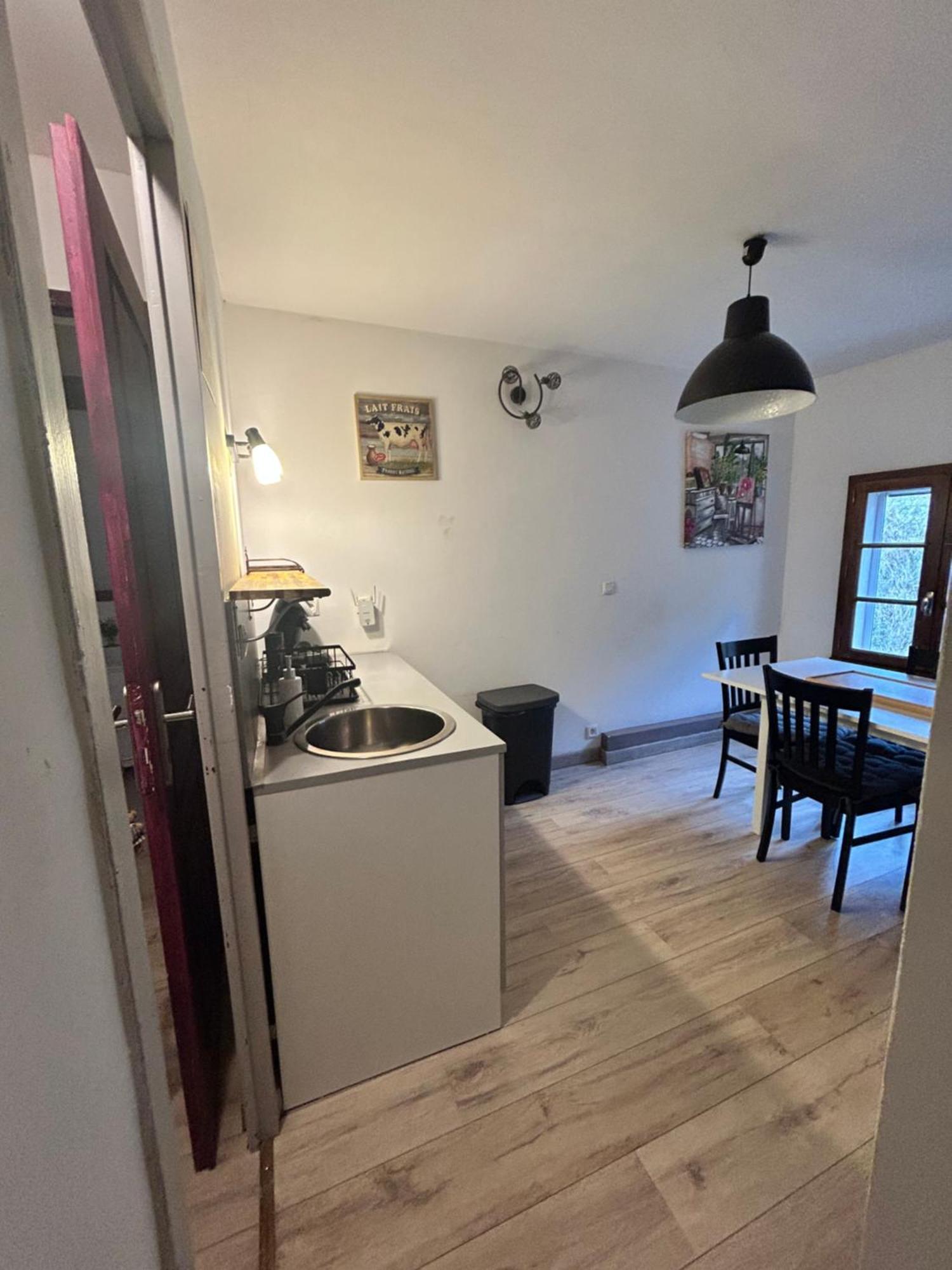 Le D'Tour Gourmand Bed & Breakfast Toulouse-le-Chateau ภายนอก รูปภาพ