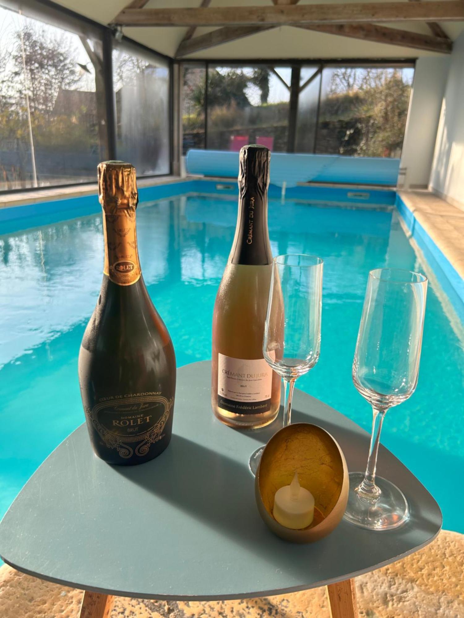Le D'Tour Gourmand Bed & Breakfast Toulouse-le-Chateau ภายนอก รูปภาพ